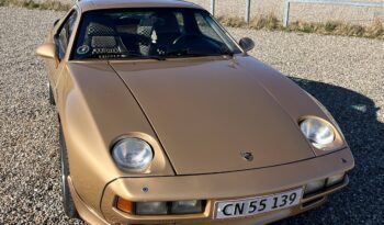 Porsche 928 928S 4,7 v8 300hk aut. full