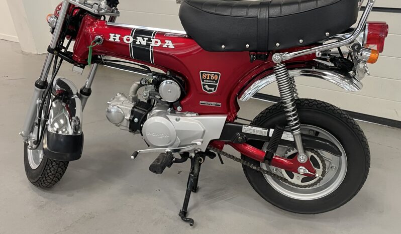 Honda dax-st-50 full