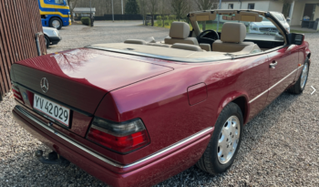 Mercedes-Benz E-Klasse (W124) E200 2,0 Cabriolet full