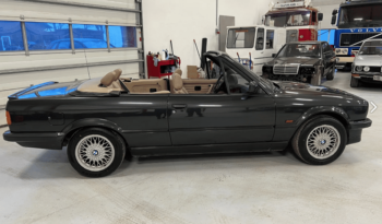 BMW 3-serie E30 325I 2,5 Cabriolet aut. full