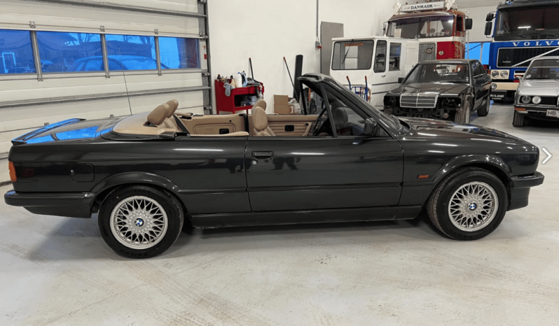 BMW 3-serie E30 325I 2,5 Cabriolet aut. full