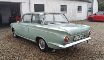 Ford Cortina 1200 Deluxe full