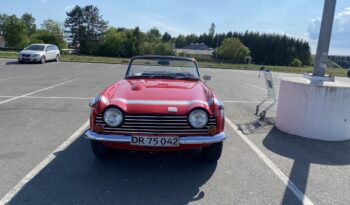 Triumph TR250 TR250 full