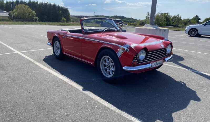 Triumph TR250 TR250 full