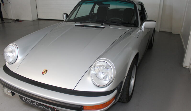 Porsche 911 3.0 SC Coupe full
