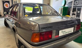 Opel Rekord 2,0 s Deluxe full