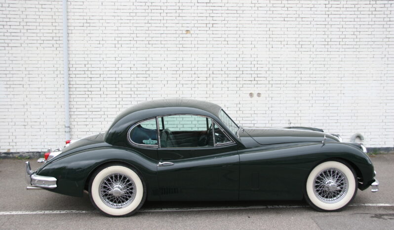 Jaguar XK 140 FHC SE full