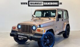 Jeep Wrangler 4,0 Sahara aut. 3d