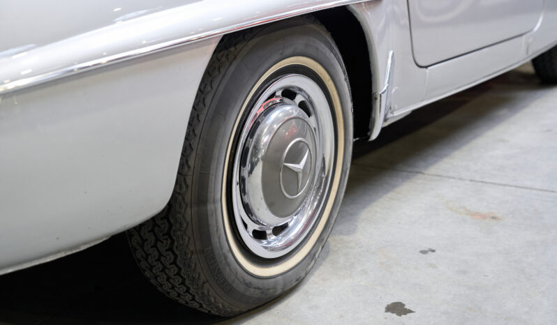 Mercedes-Benz 190 SL (W121) cabriolet full