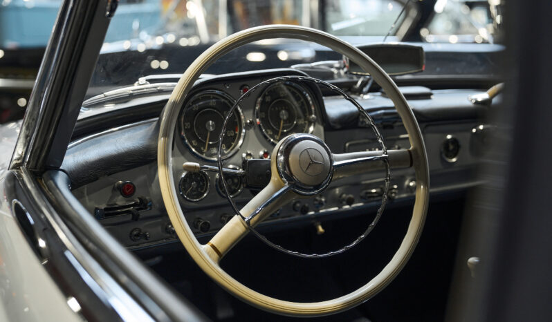 Mercedes-Benz 190 SL (W121) cabriolet full
