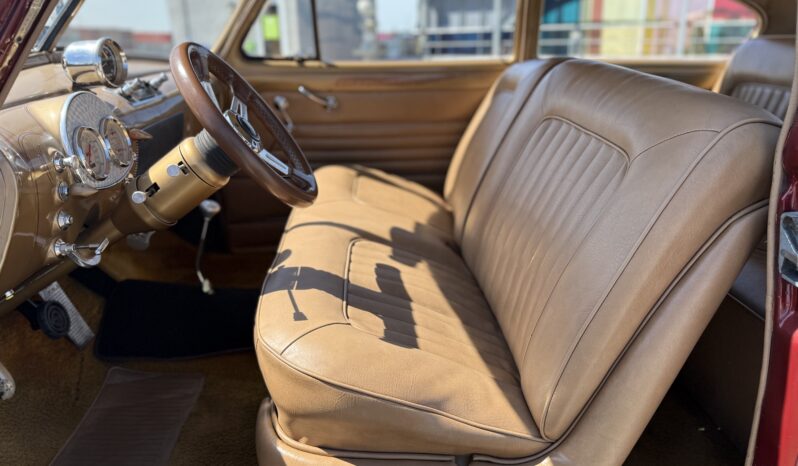 Oldsmobile Delta 88 Club Coupe full