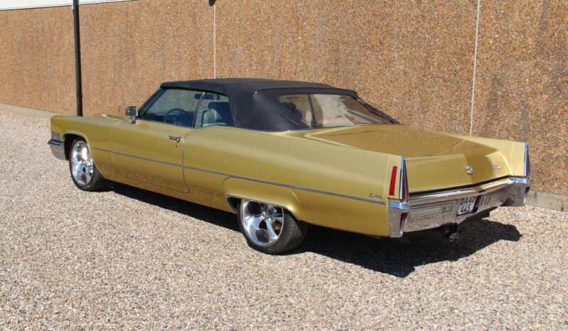 Cadillac DeVille Cab full