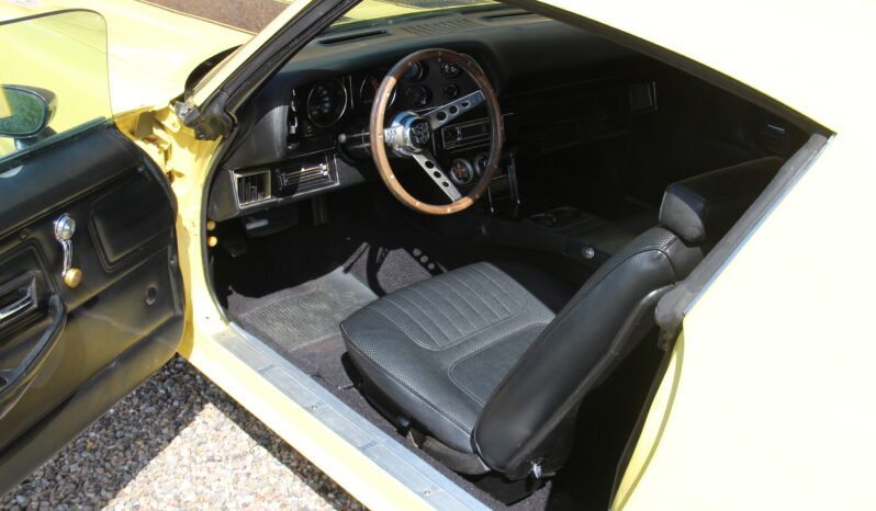 Chevrolet Camaro cupe full