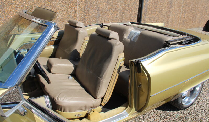 Cadillac DeVille Cab full