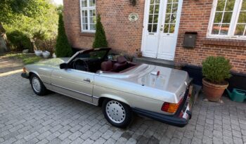 Mercedes-Benz SL-Klasse (R107) 560SL full
