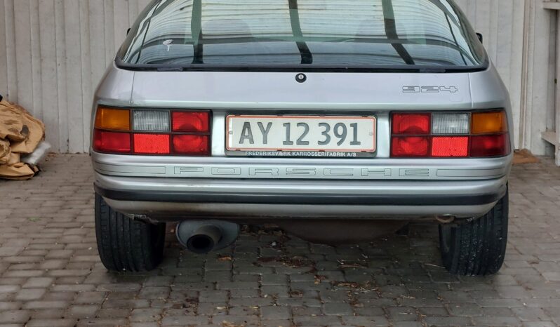 Porsche 924 2,0 125 hk coupe full
