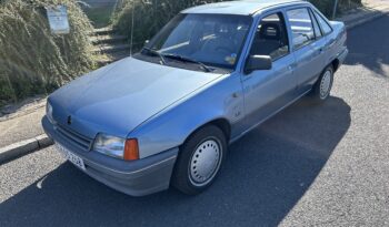 Opel Kadett E 1.6 S Sedan full