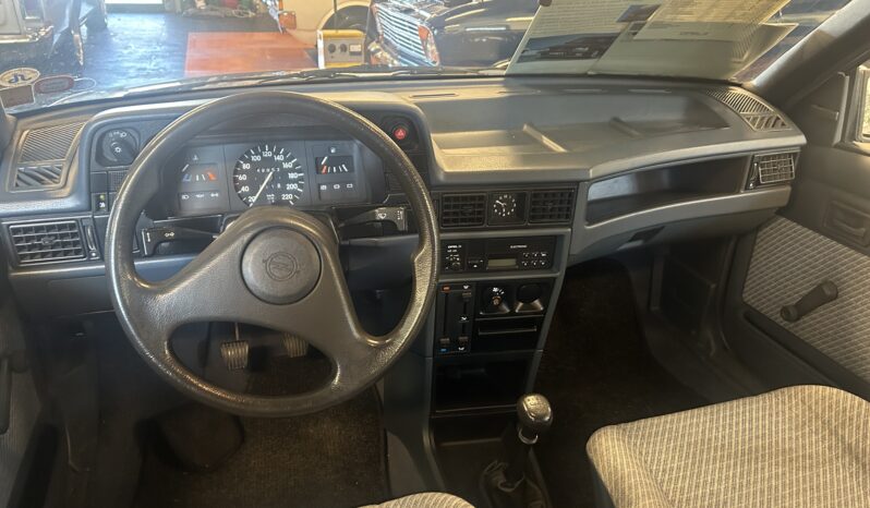 Opel Kadett E 1.6 S Sedan full