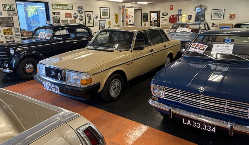Volvo 200-Serie 240 GL Aut full