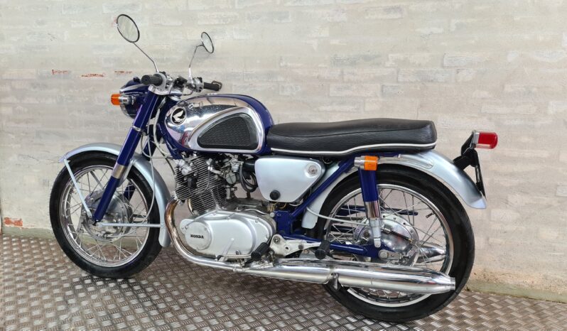 Honda Dream CB 72 250cc Super Sport full