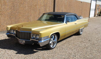 Cadillac DeVille Cab full