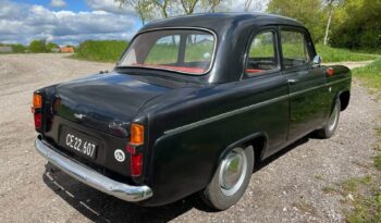 Ford Anglia 100E Deluxe full