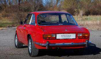 Alfa Romeo 2000 GT Veloce full