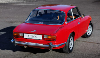 Alfa Romeo 2000 GT Veloce full