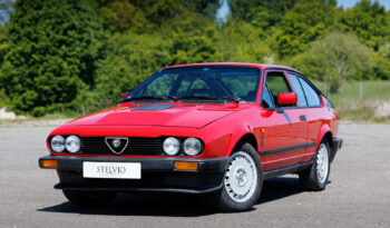 Alfa Romeo GTV GTV6 2,5 full