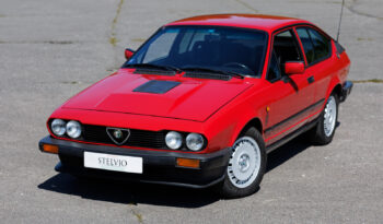Alfa Romeo GTV GTV6 2,5 full