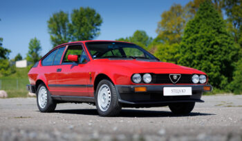Alfa Romeo GTV GTV6 2,5 full