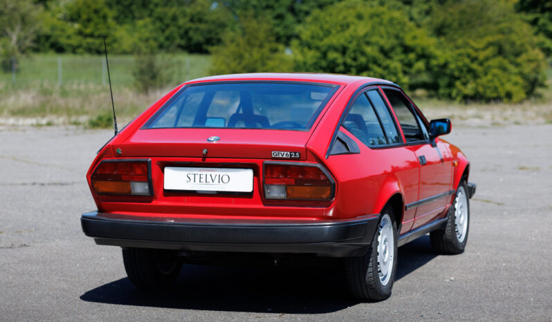 Alfa Romeo GTV GTV6 2,5 full