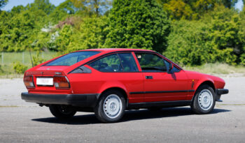 Alfa Romeo GTV GTV6 2,5 full