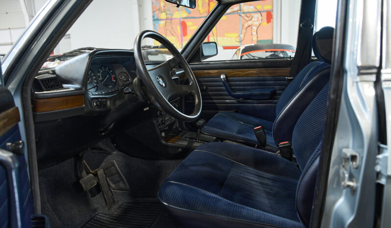 BMW 5-serie E12 528i Aut full