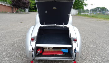 Jaguar XK 120 FHC full