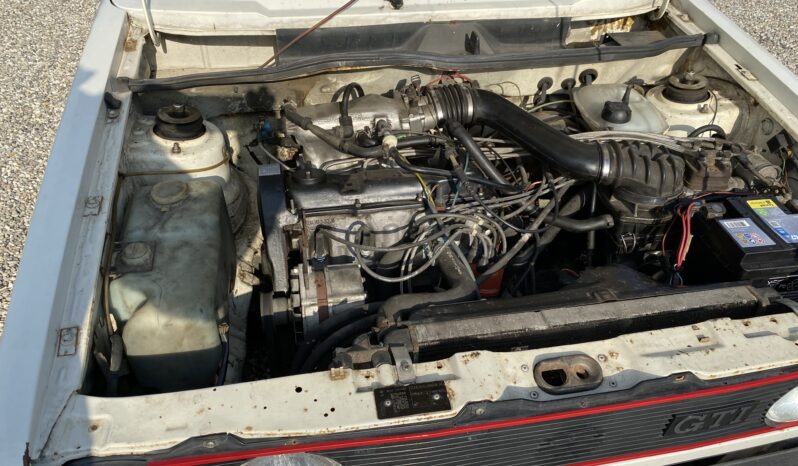 VW Golf 1,8 GTI full