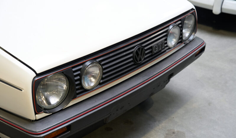 VW Golf GTI 1,8 8V full