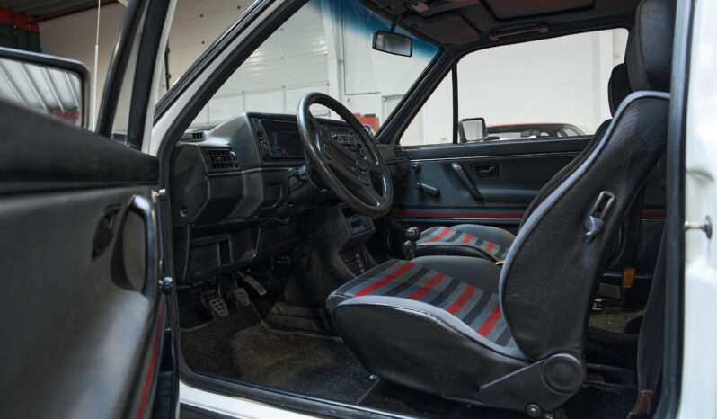 VW Golf GTI 1,8 8V full