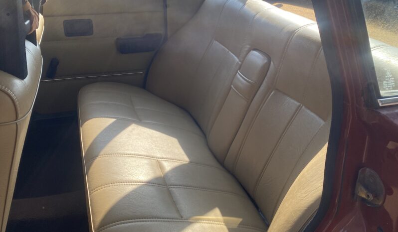 Volvo 200-Serie 244 DL full