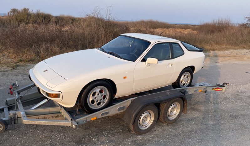 Porsche 924 s full