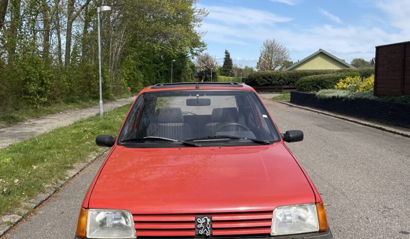 Peugeot 205 XS full