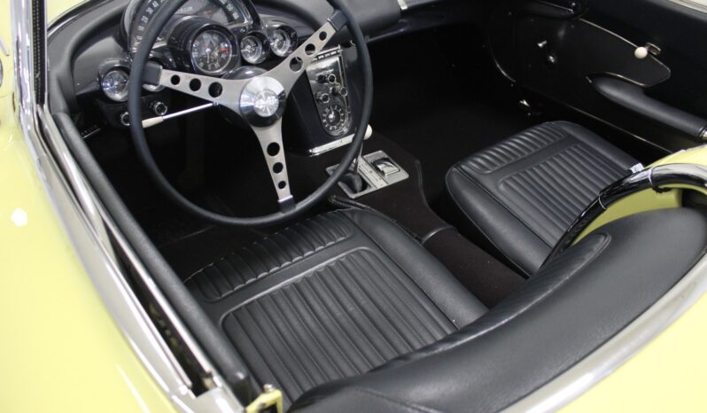 Chevrolet Corvette C1 4,6 convertible full