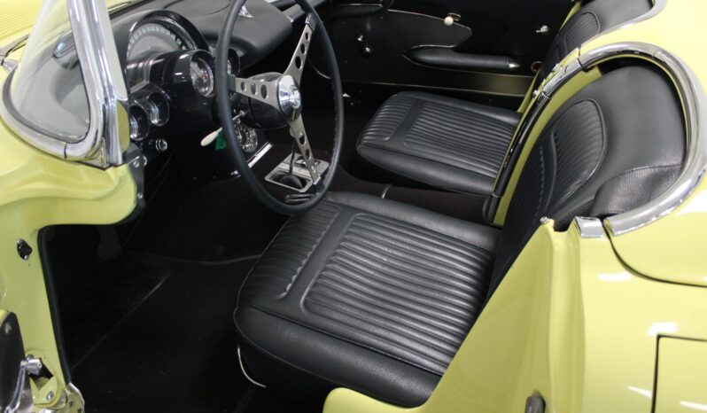 Chevrolet Corvette C1 4,6 convertible full