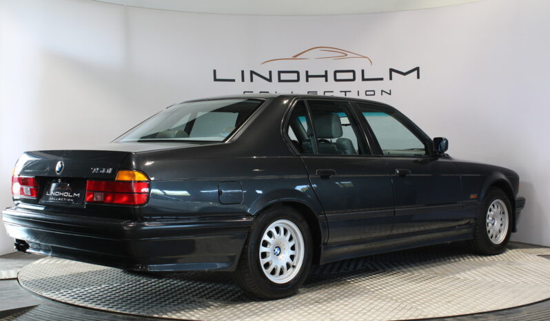 BMW 7-serie E32 750i v12 full