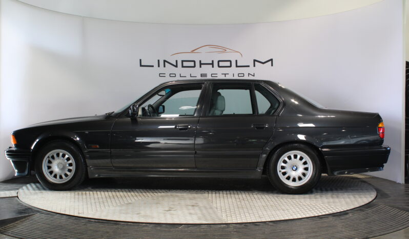 BMW 7-serie E32 750i v12 full