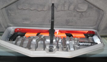 BMW 7-serie E32 750i v12 full