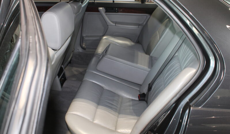 BMW 7-serie E32 750i v12 full