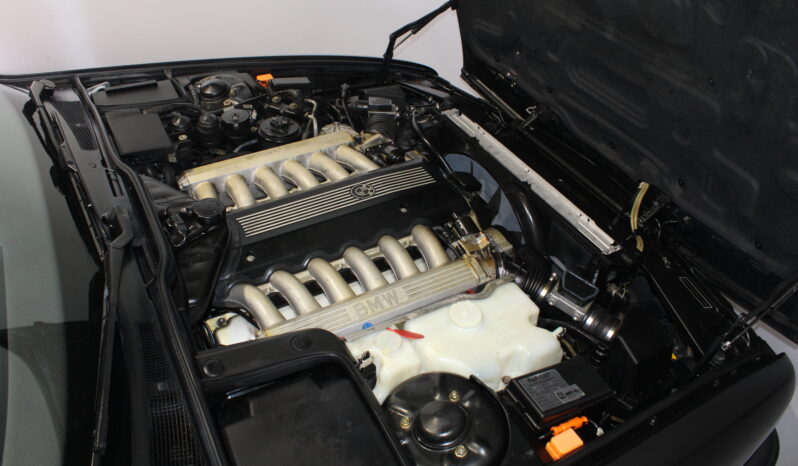 BMW 7-serie E32 750i v12 full