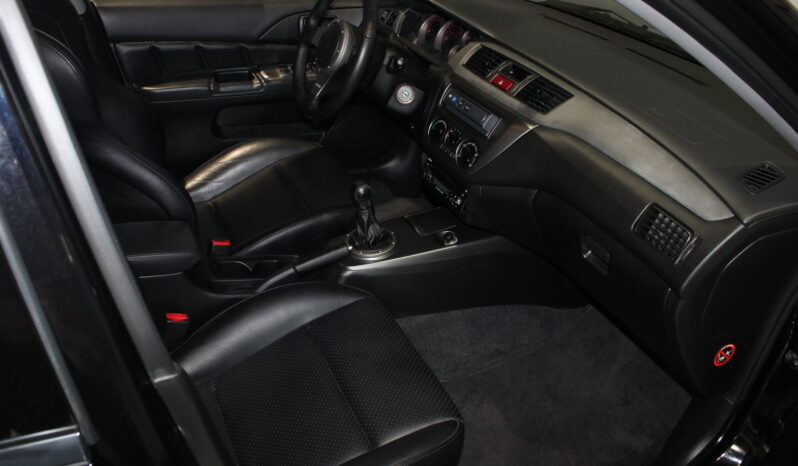 Mitsubishi Lancer EVO VIII full