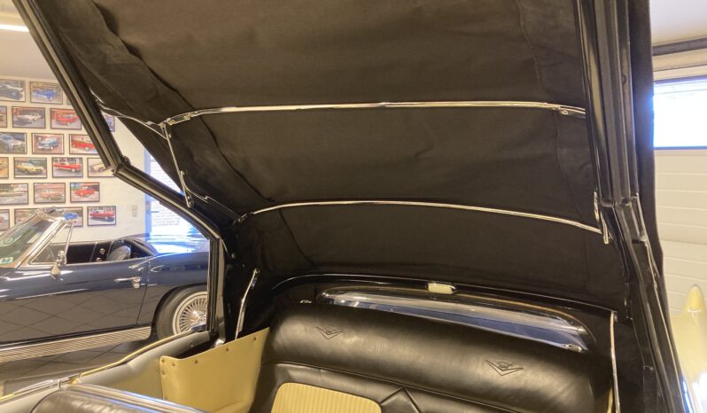 Cadillac Eldorado Convertible full